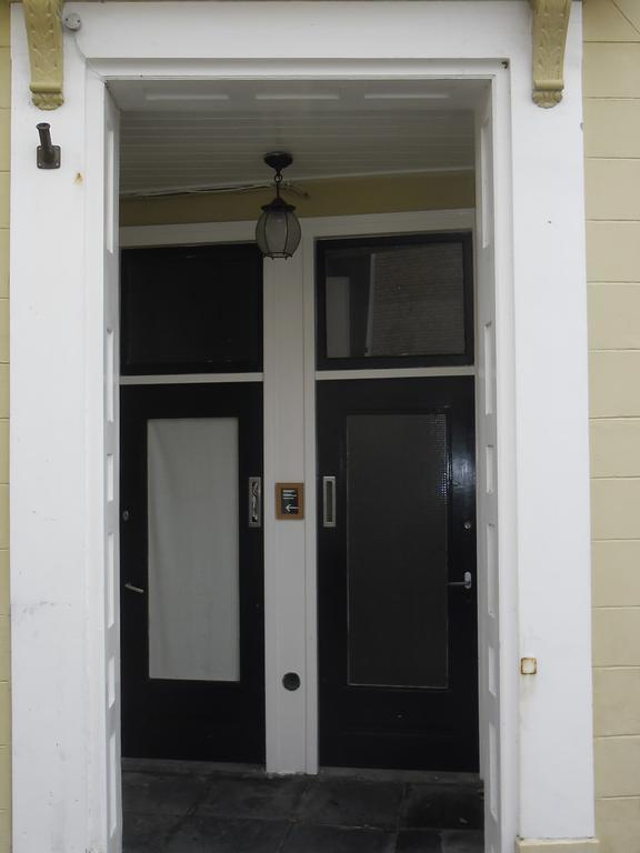 B & B Het Lemstra Hus ハルリンゲン エクステリア 写真