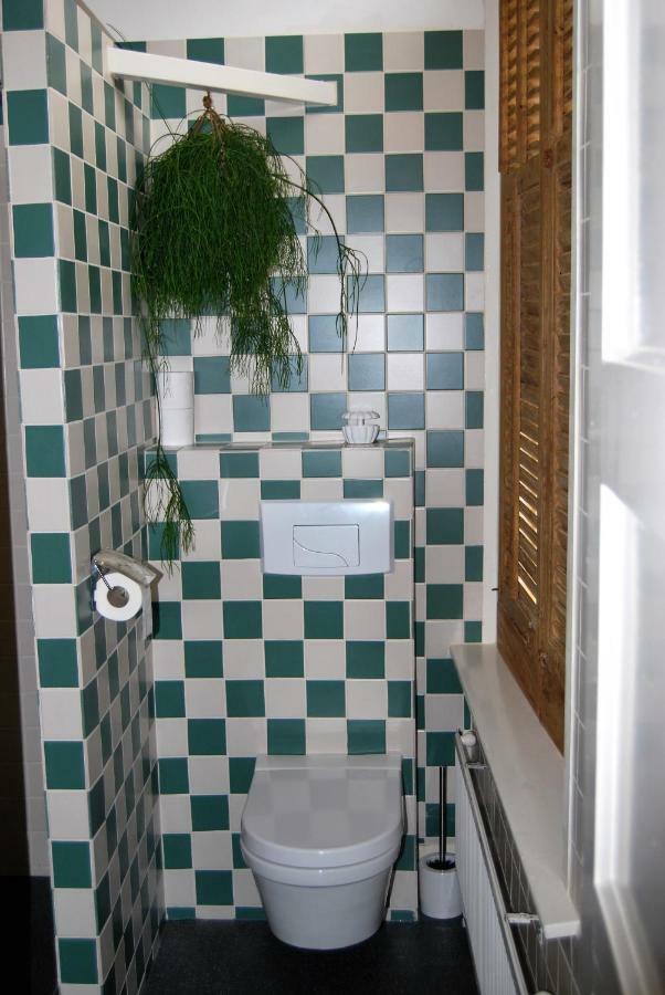 B & B Het Lemstra Hus ハルリンゲン エクステリア 写真