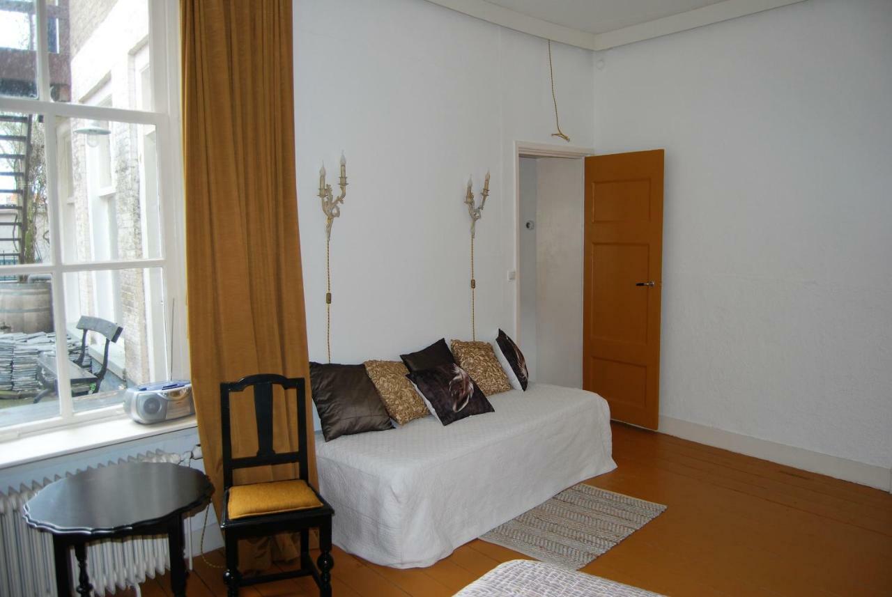 B & B Het Lemstra Hus ハルリンゲン エクステリア 写真